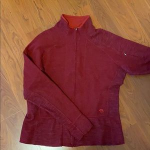 Mountain Hardwear zip up